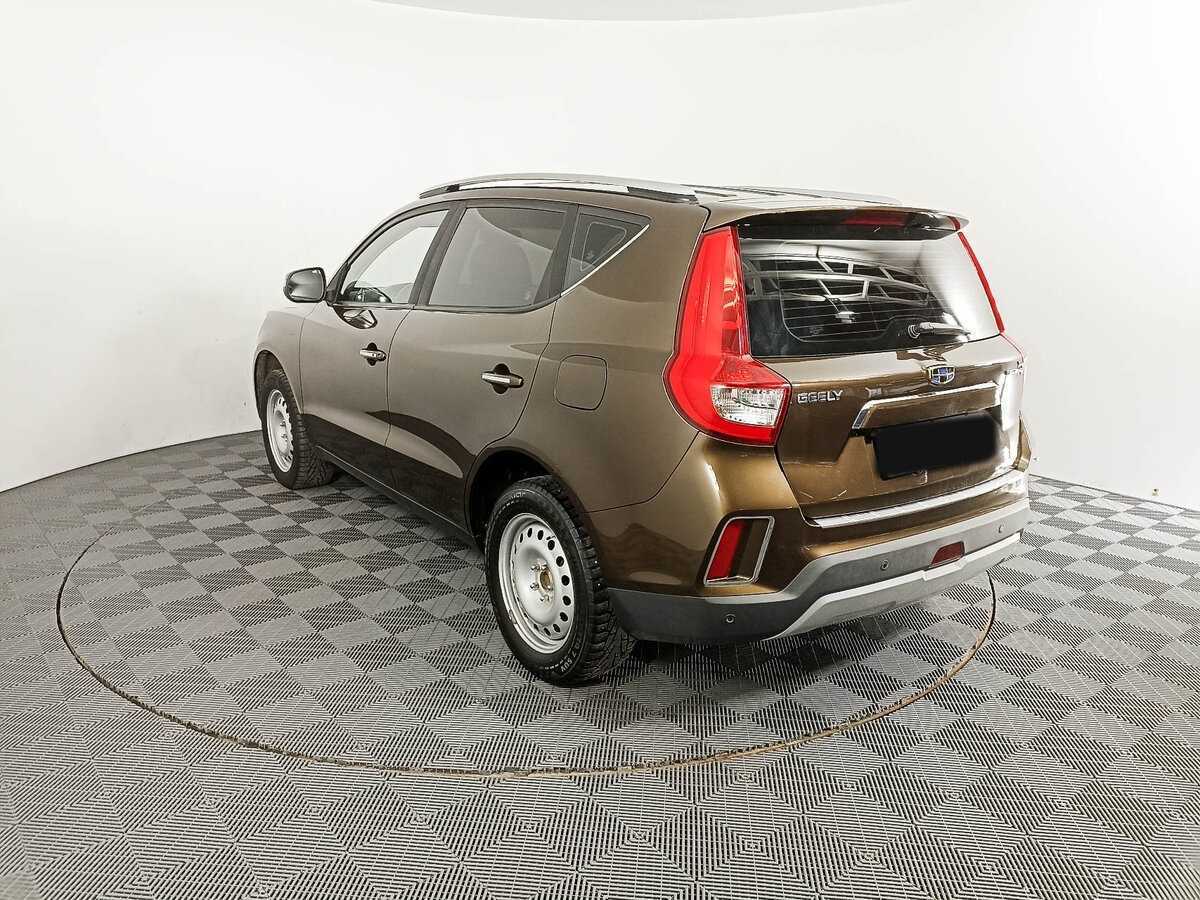 Geely Emgrand X7 2020 года с пробегом. Фото: #6