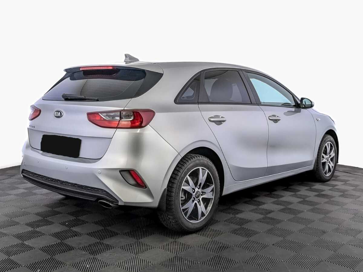 Kia Ceed 2020 года с пробегом. Фото: #4