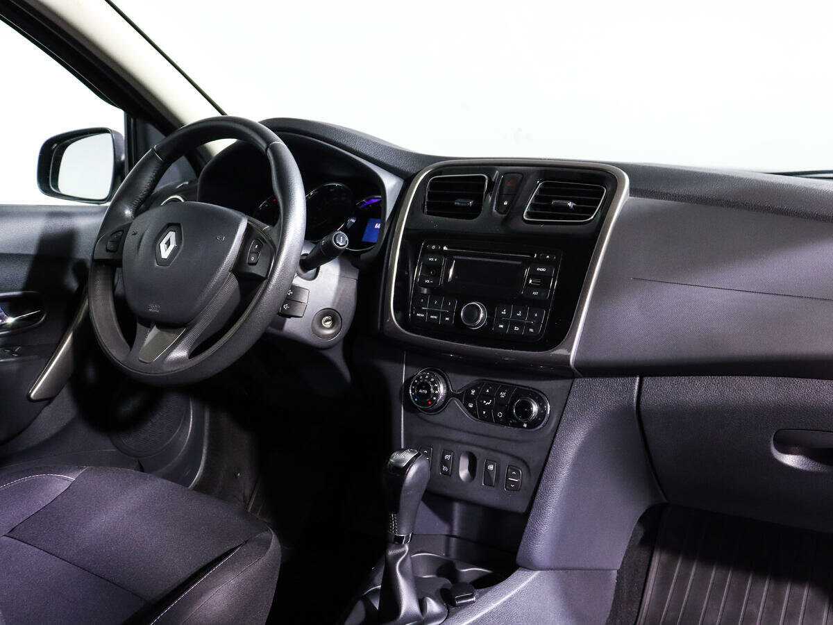 Renault Sandero 2016 года с пробегом. Фото: #8