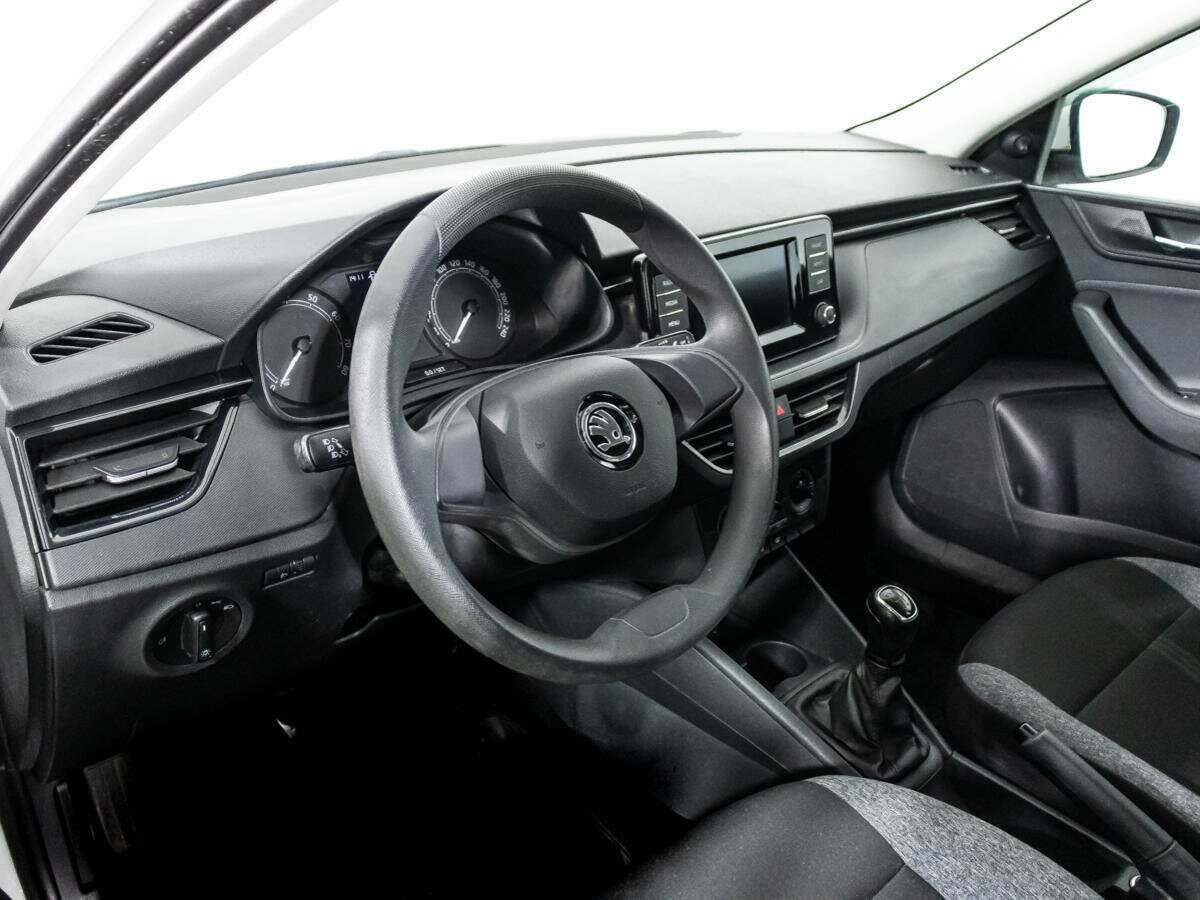 Skoda Rapid 2021 года с пробегом. Фото: #10