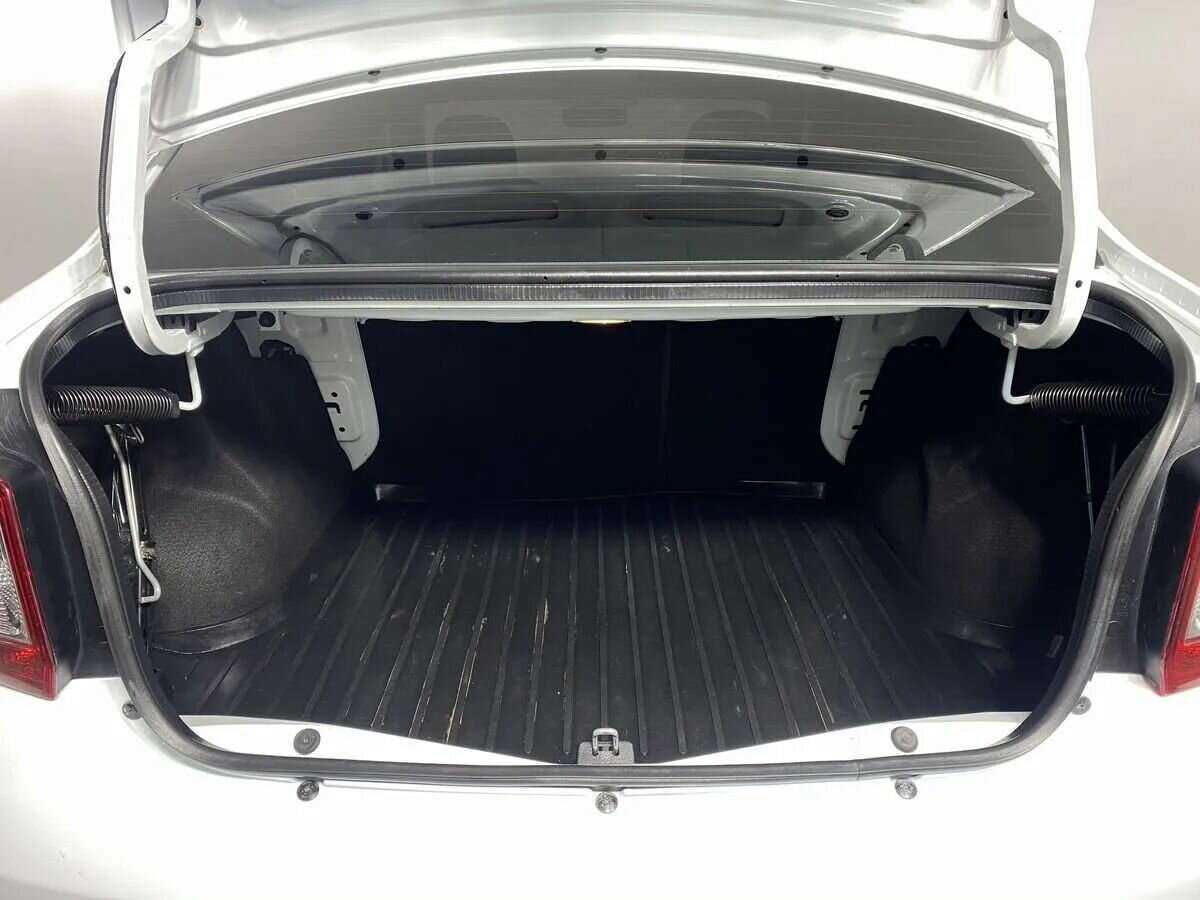 Renault Logan 2021 года с пробегом. Фото: #9