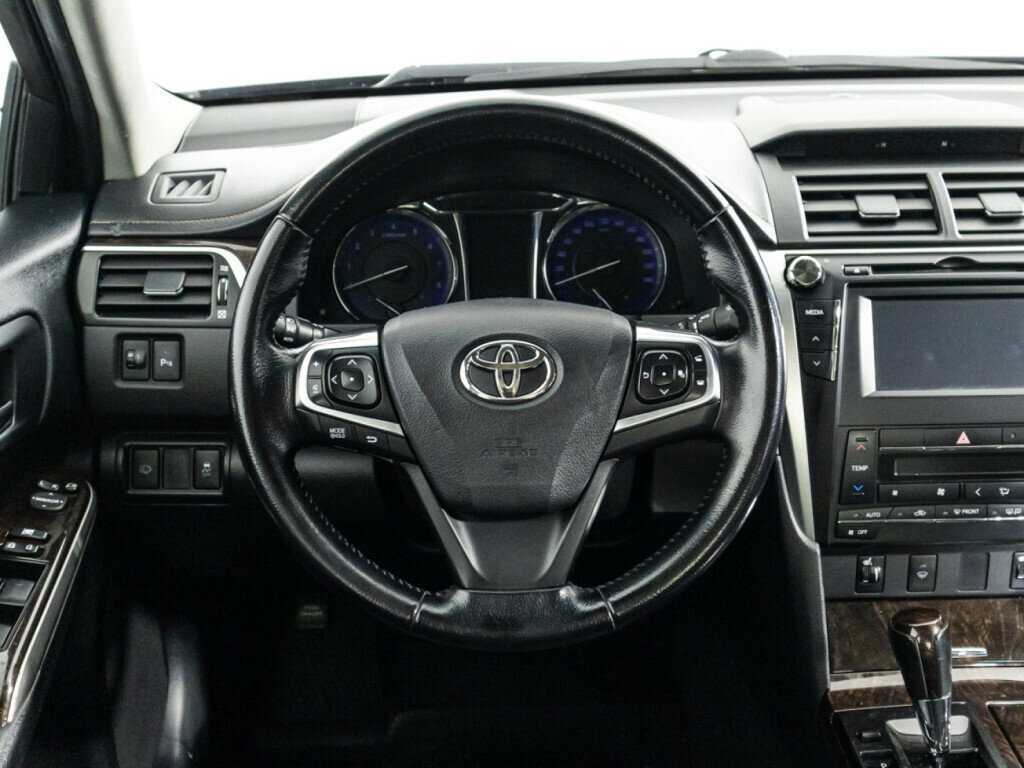 Toyota Camry 2015 года с пробегом. Фото: #17
