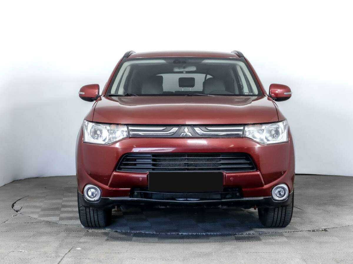 Mitsubishi Outlander 2013 года с пробегом. Фото: #0