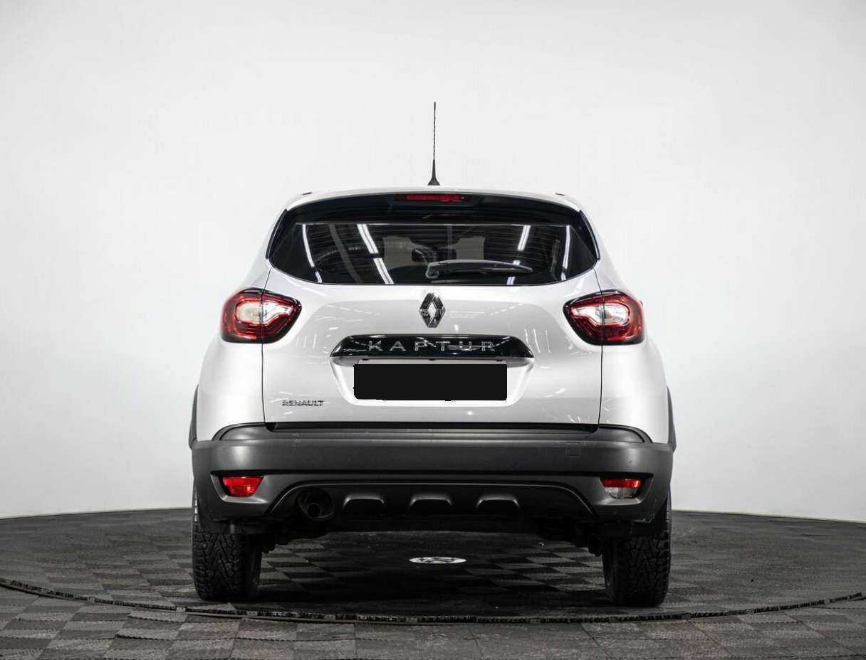 Renault Kaptur 2018 года с пробегом. Фото: #4