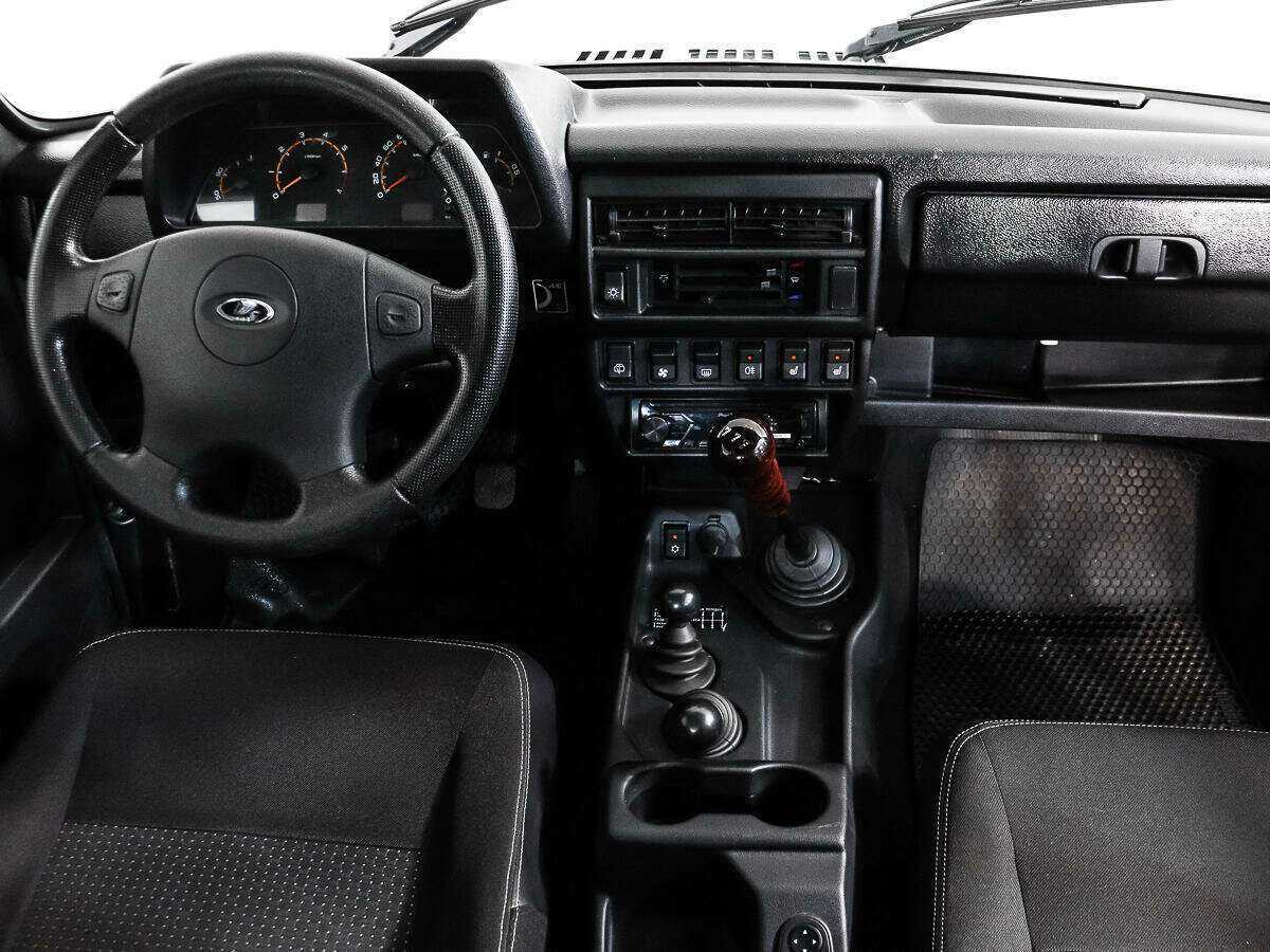 Lada (ВАЗ) 2121 (4x4) 2018 года с пробегом. Фото: #9