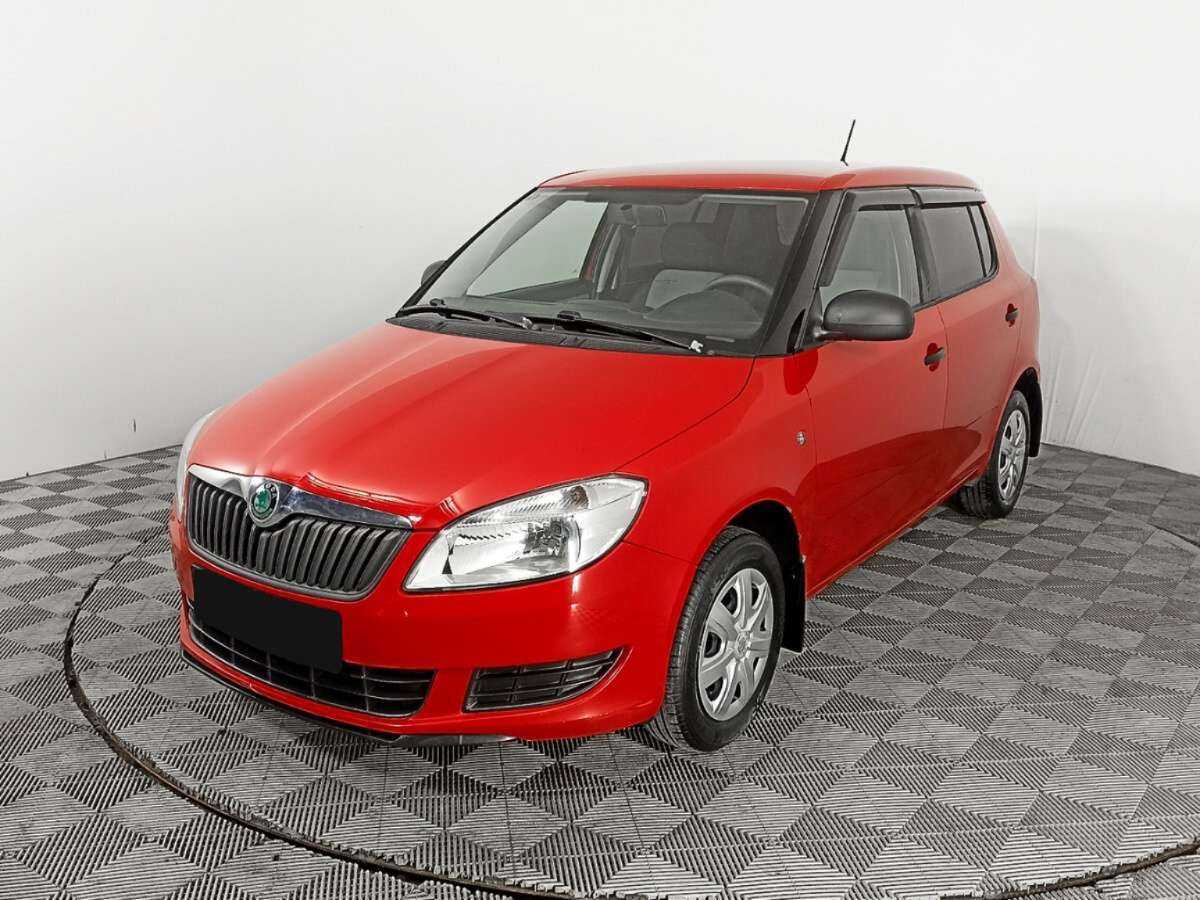 Skoda Fabia 2012 года с пробегом. Посмотреть фото