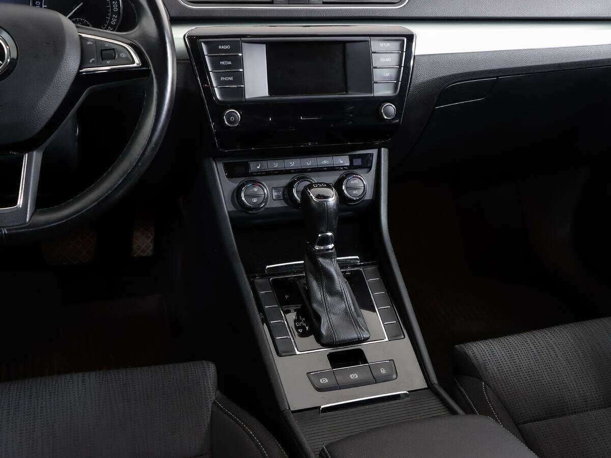 Skoda Superb 2016 года с пробегом. Фото: #10