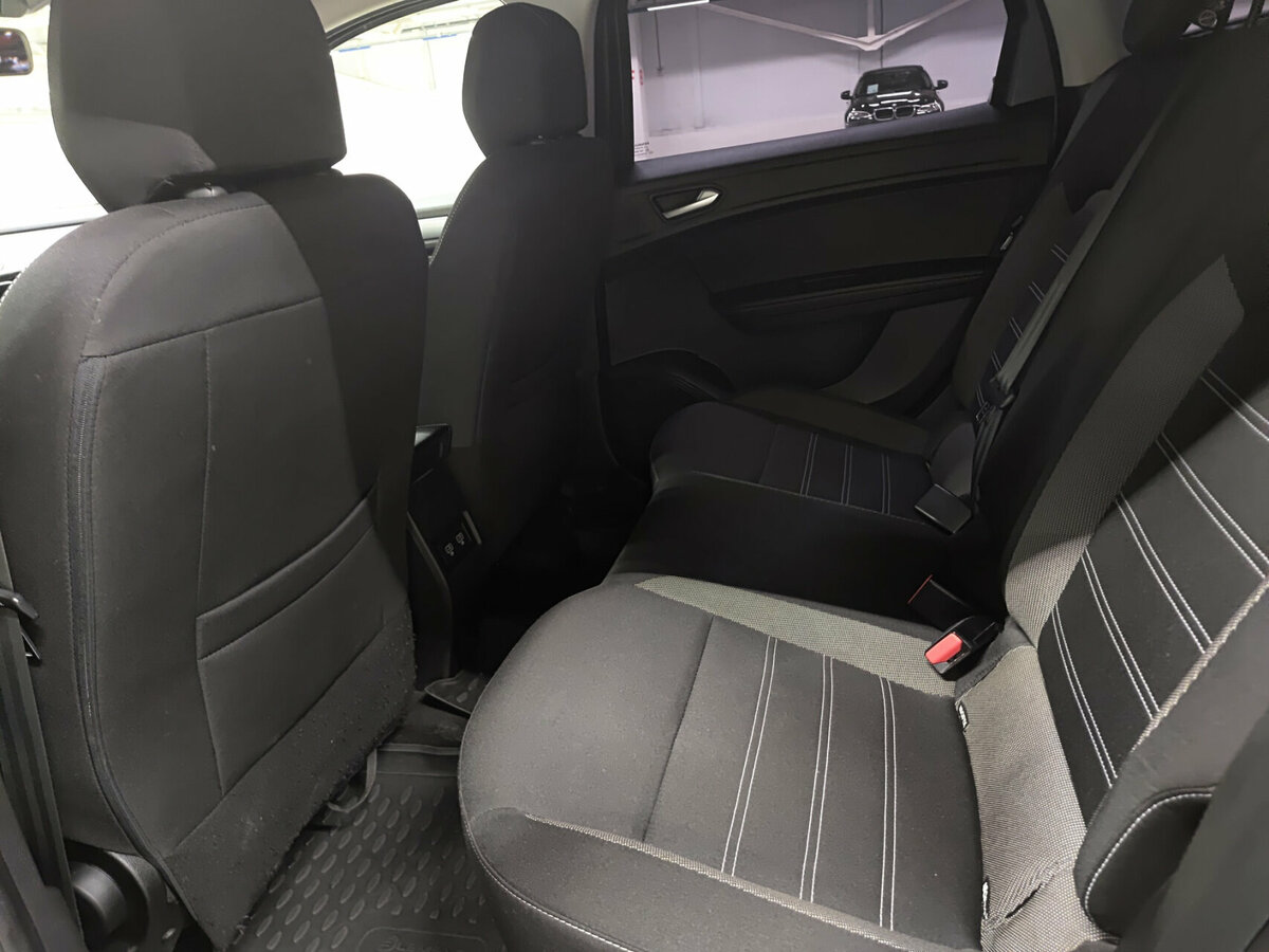 Renault Arkana 2021 года с пробегом. Фото: #11