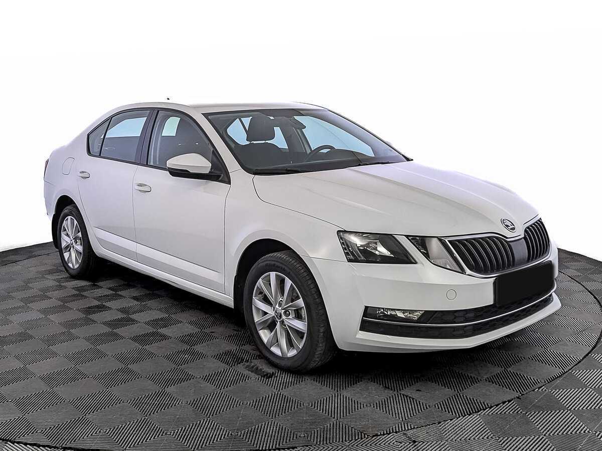 Skoda Octavia 2019 года с пробегом. Фото: #2