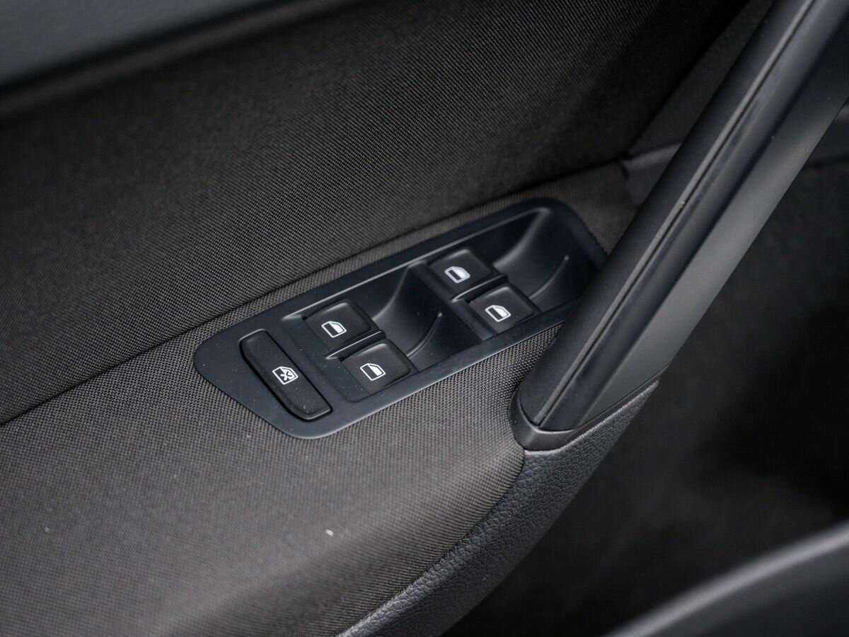 Volkswagen Golf 2014 года с пробегом. Фото: #14