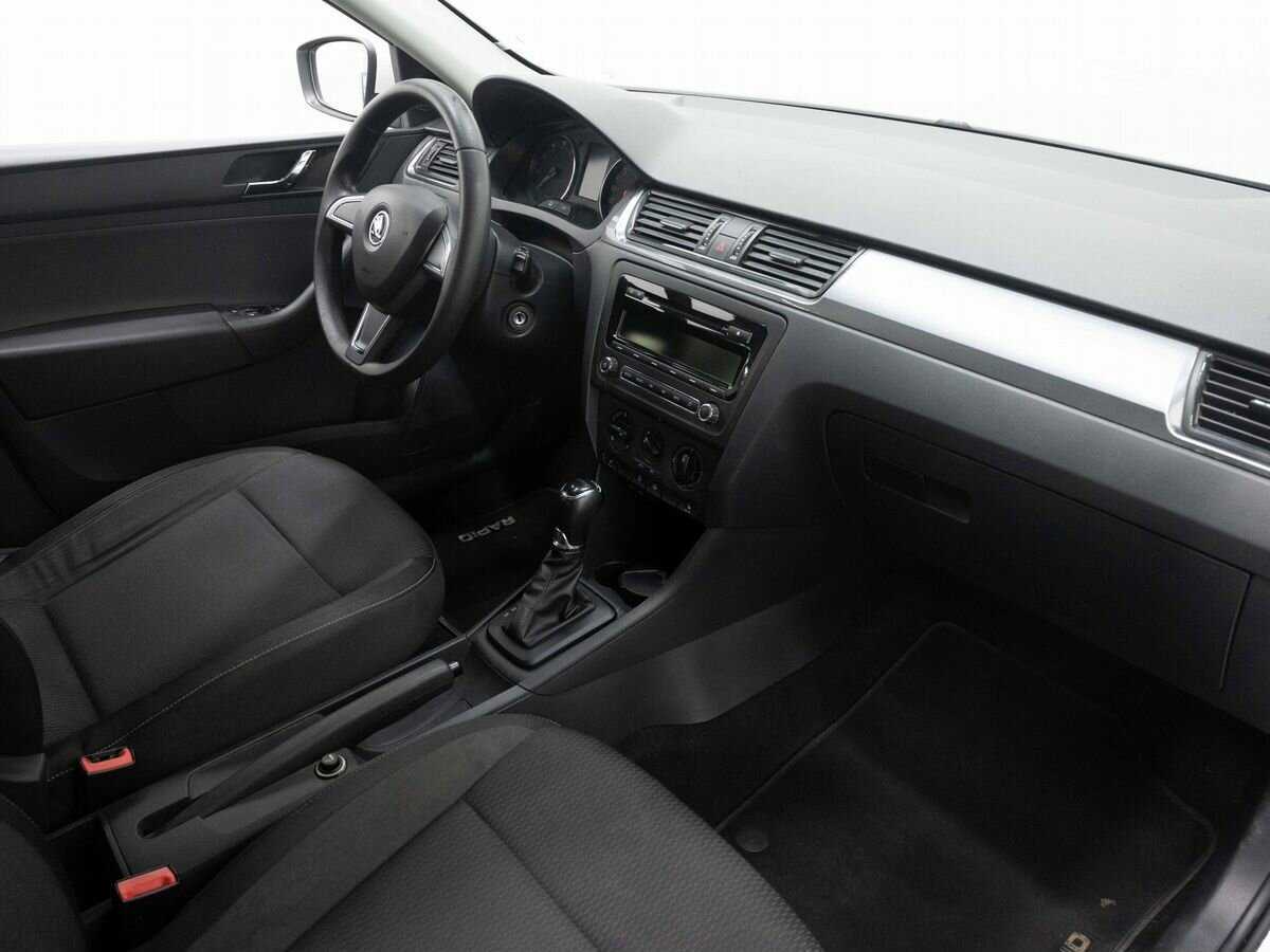 Skoda Rapid 2015 года с пробегом. Фото: #10