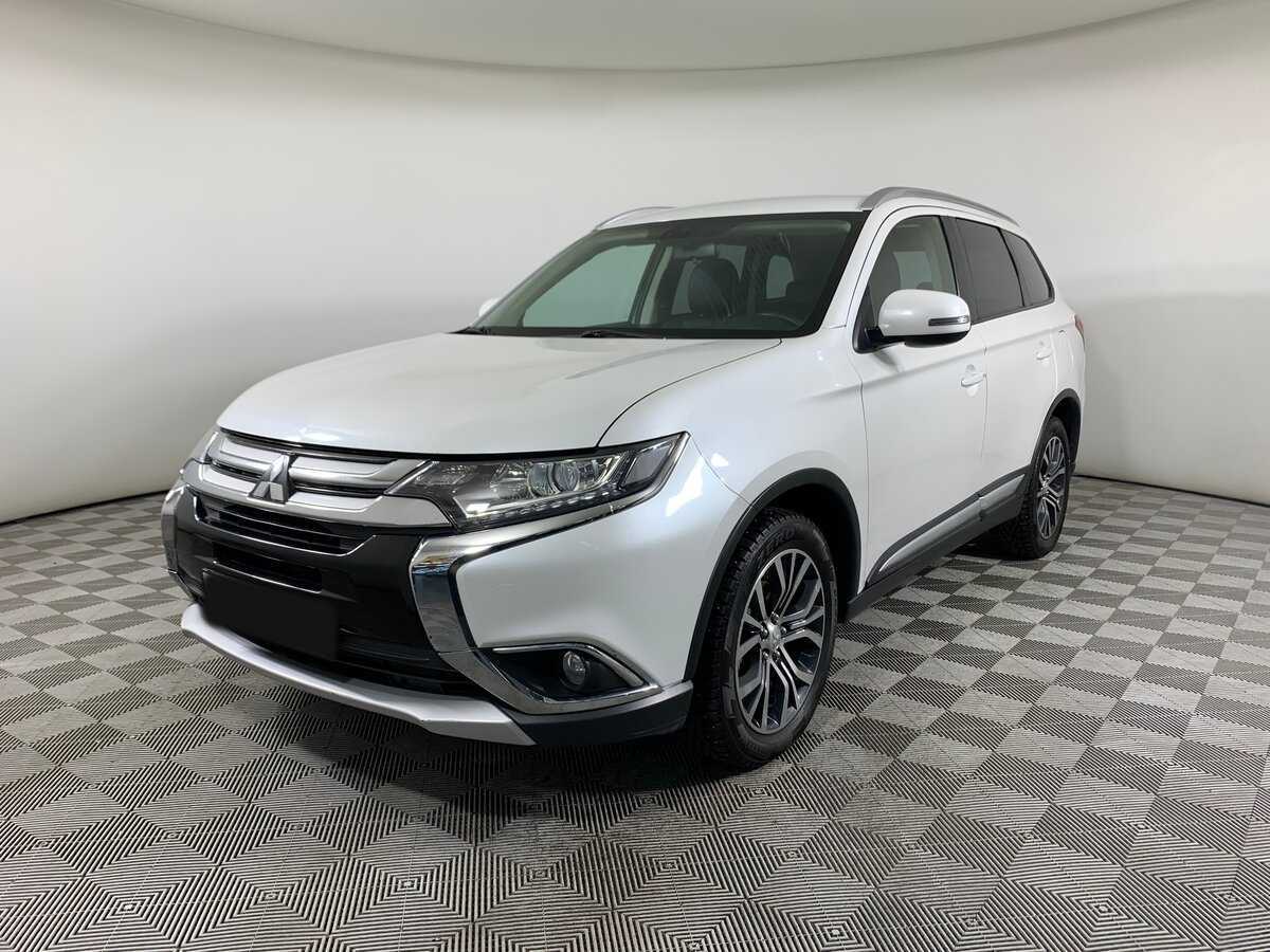 Mitsubishi Outlander 2016 года с пробегом. Фото: #0