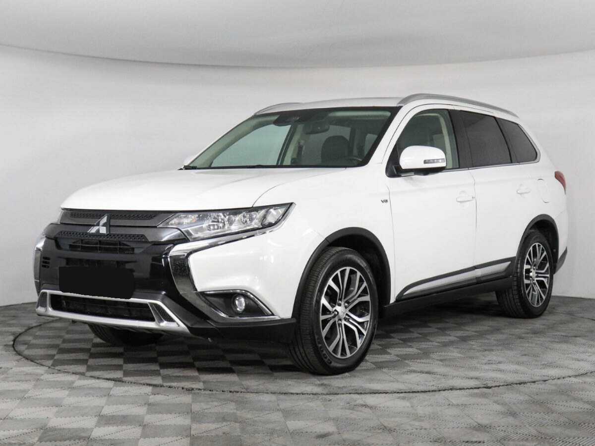 Mitsubishi Outlander 2018 года с пробегом. Фото: #0