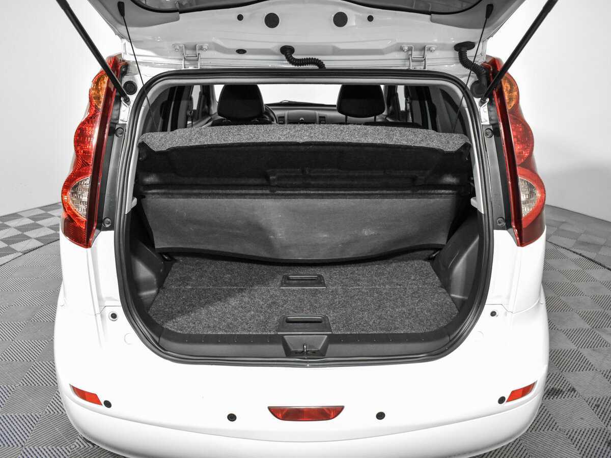 Nissan Note 2013 года с пробегом. Фото: #19