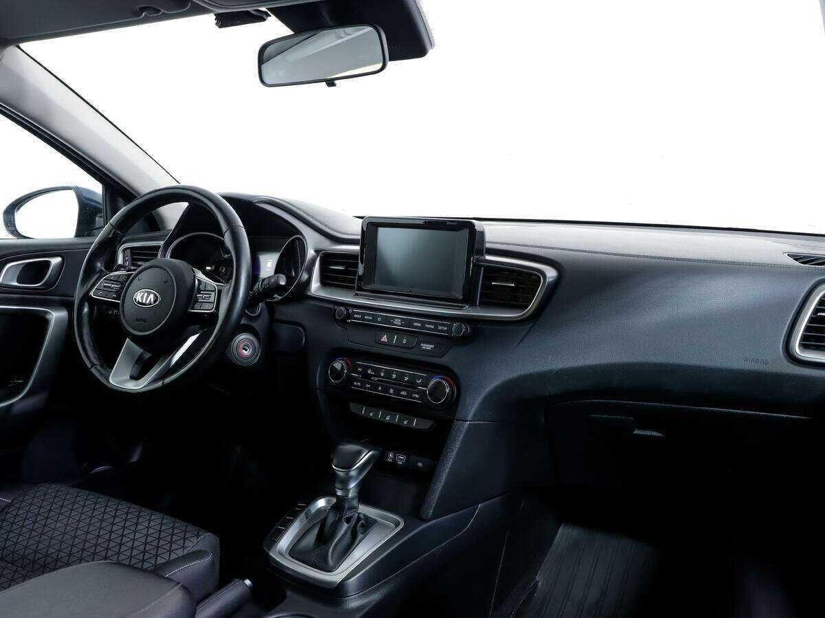 Kia Ceed 2018 года с пробегом. Фото: #8