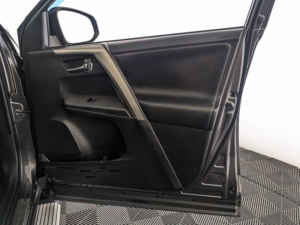 Toyota RAV4 2014 года с пробегом. Фото: #24