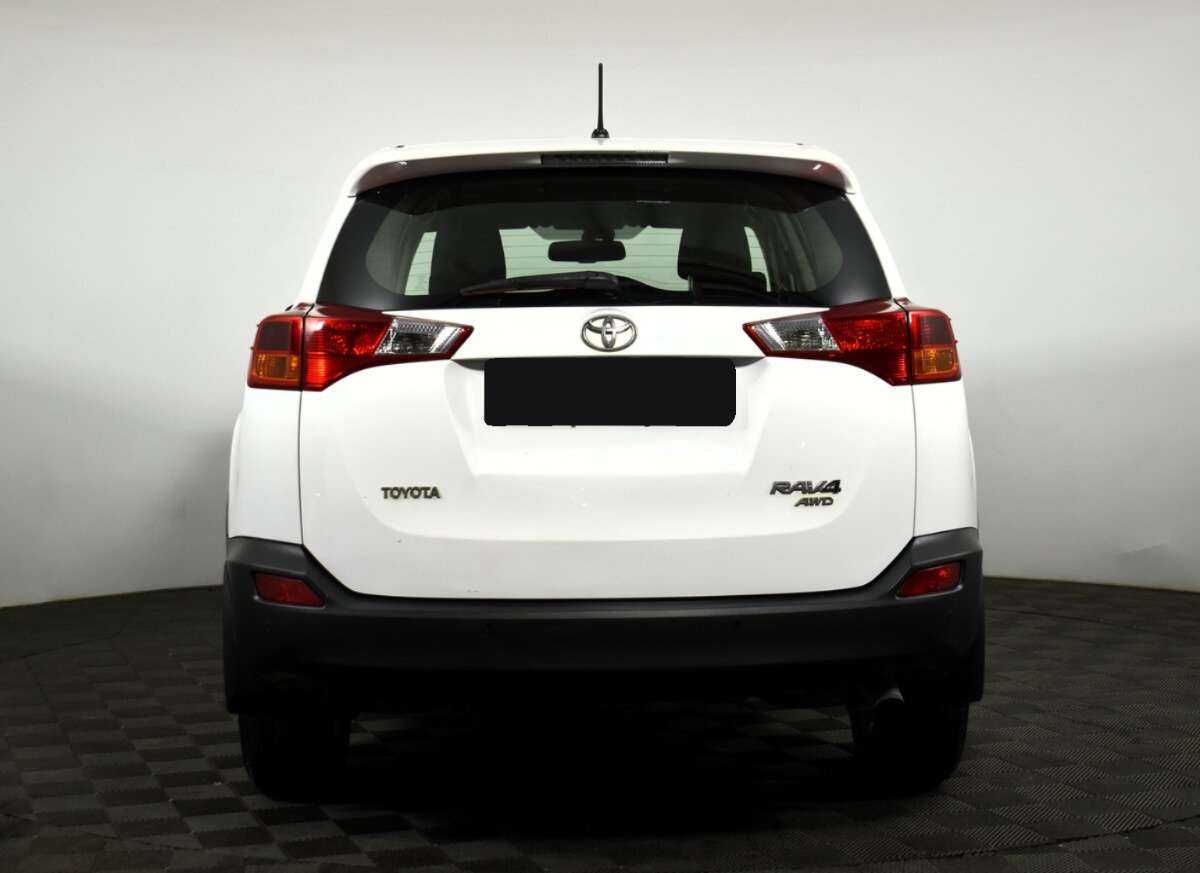 Toyota RAV4 2013 года с пробегом. Фото: #4