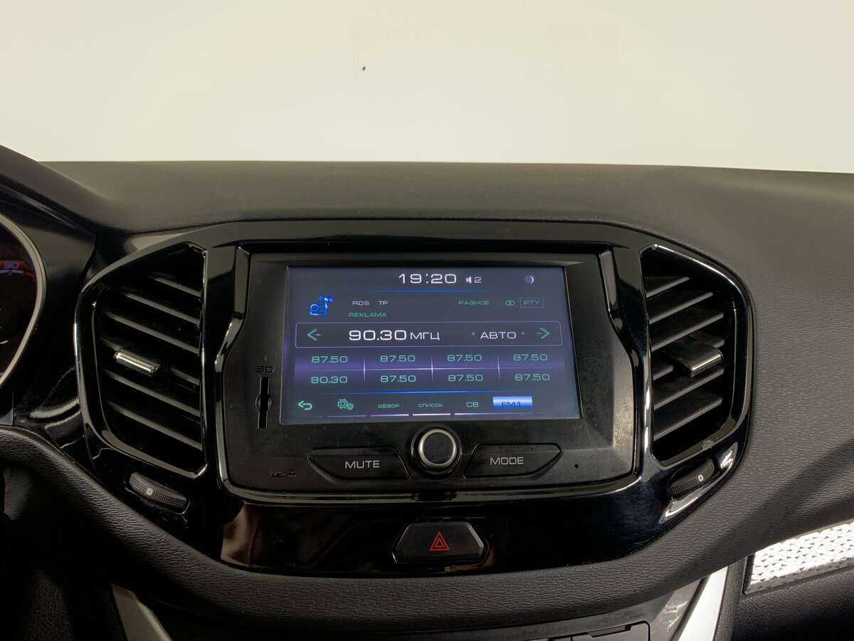 Lada (ВАЗ) Vesta 2018 года с пробегом. Фото: #12