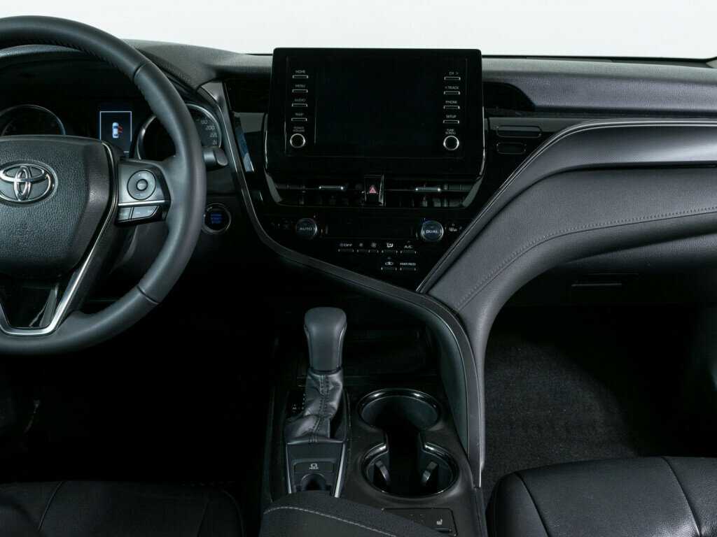 Toyota Camry 2021 года с пробегом. Фото: #7