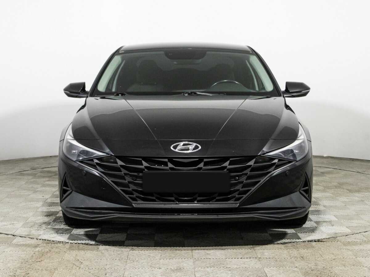 Hyundai Elantra 2021 года с пробегом. Фото: #1