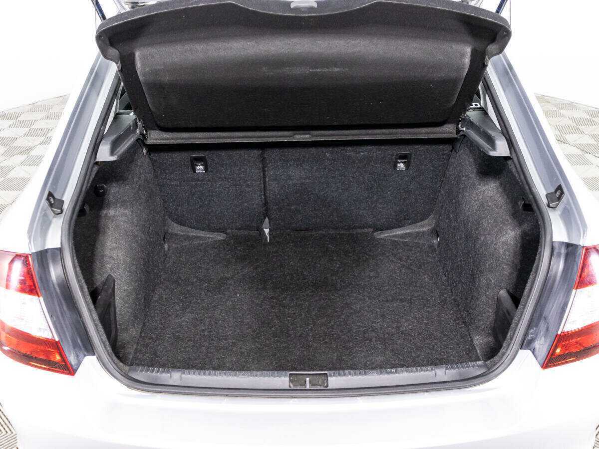 Skoda Rapid 2018 года с пробегом. Фото: #14