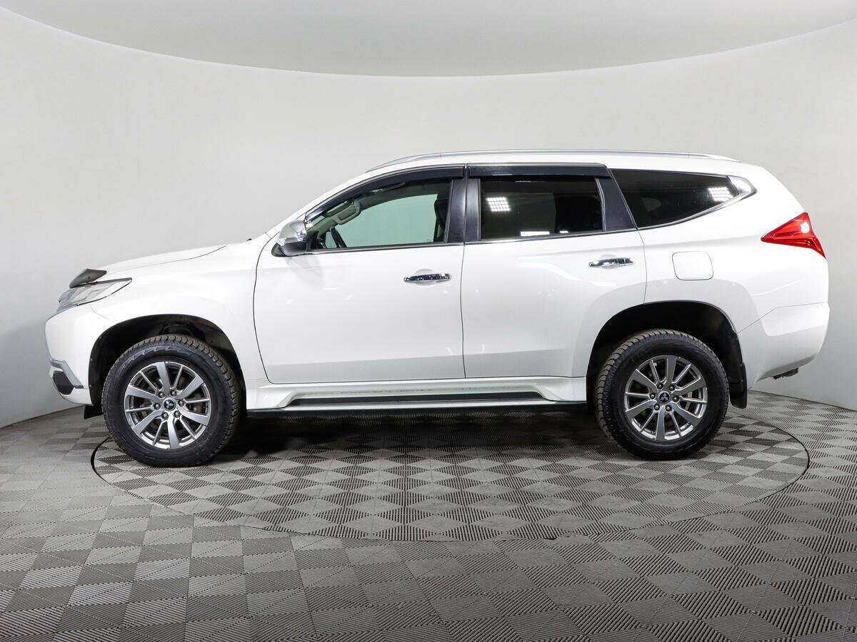 Mitsubishi Pajero Sport 2018 года с пробегом. Фото: #7