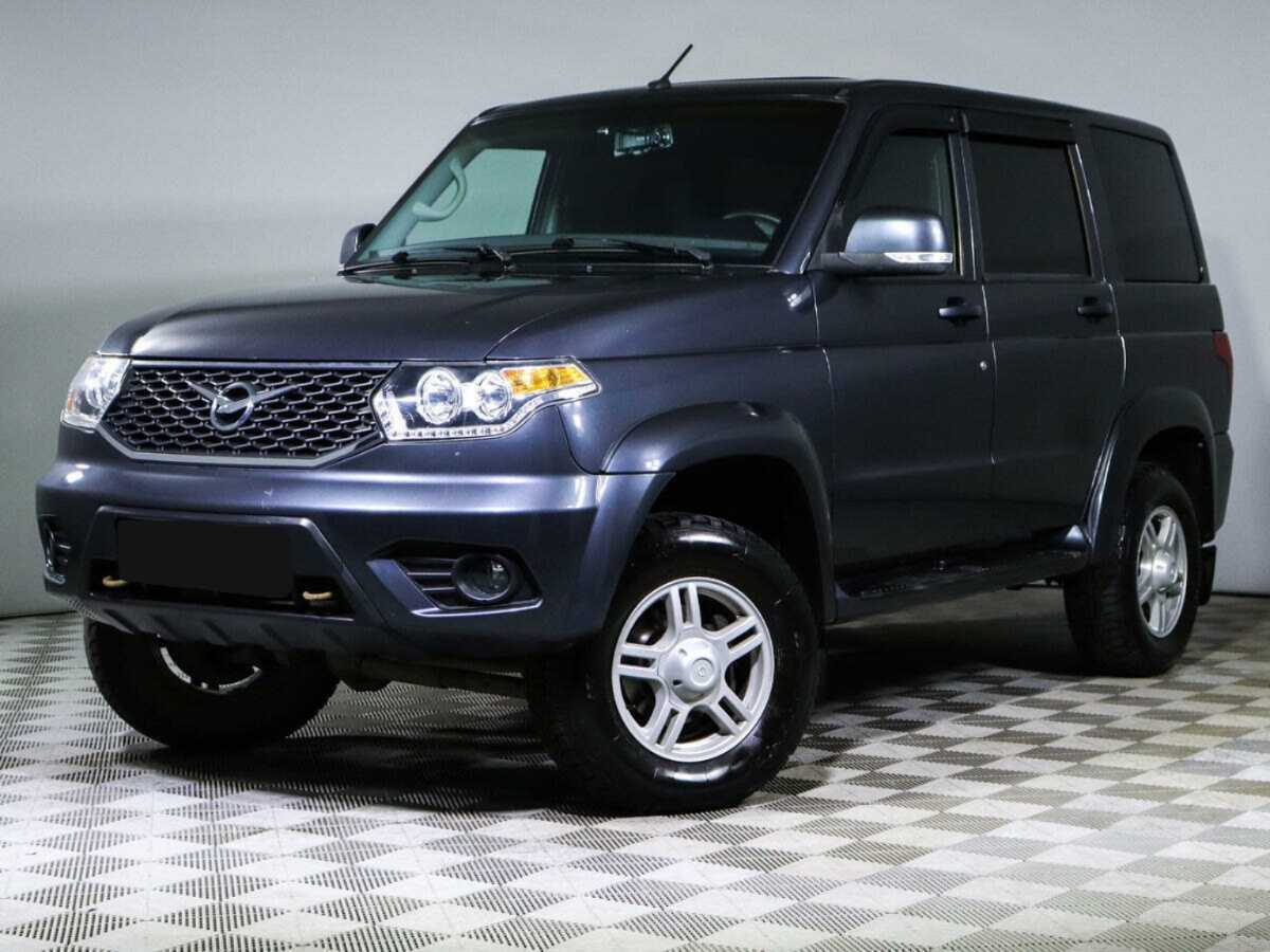 УАЗ Patriot 2018 года с пробегом. Посмотреть фото