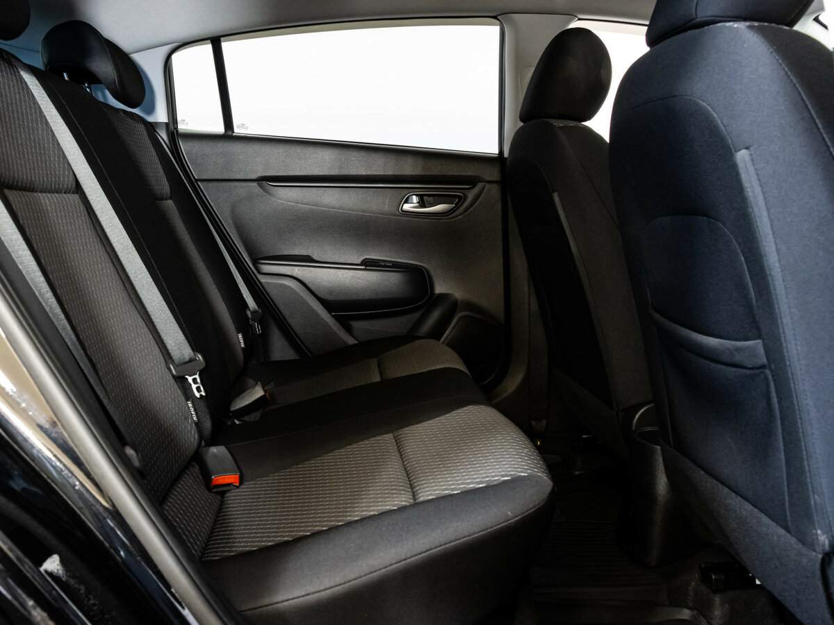 Kia Rio 2018 года с пробегом. Фото: #12