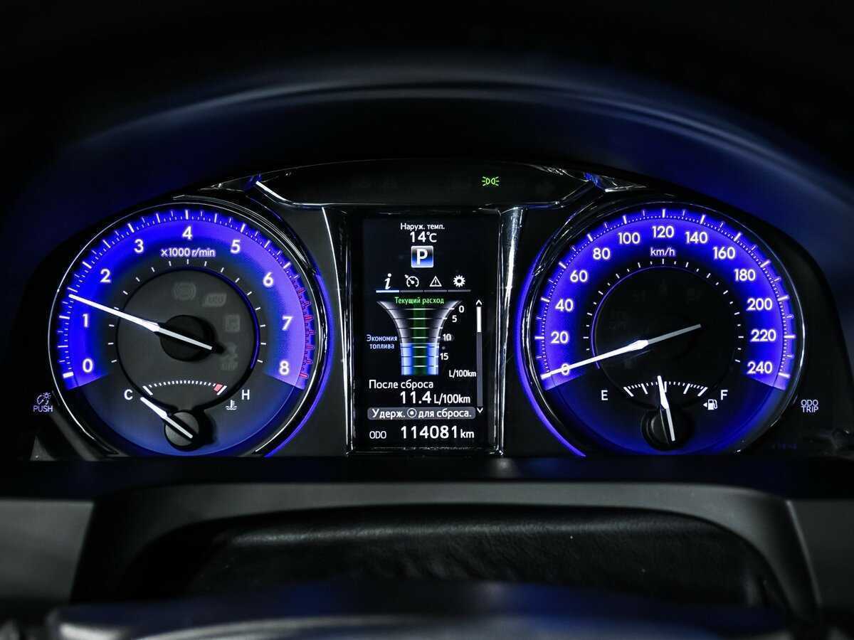 Toyota Camry 2017 года с пробегом. Фото: #9