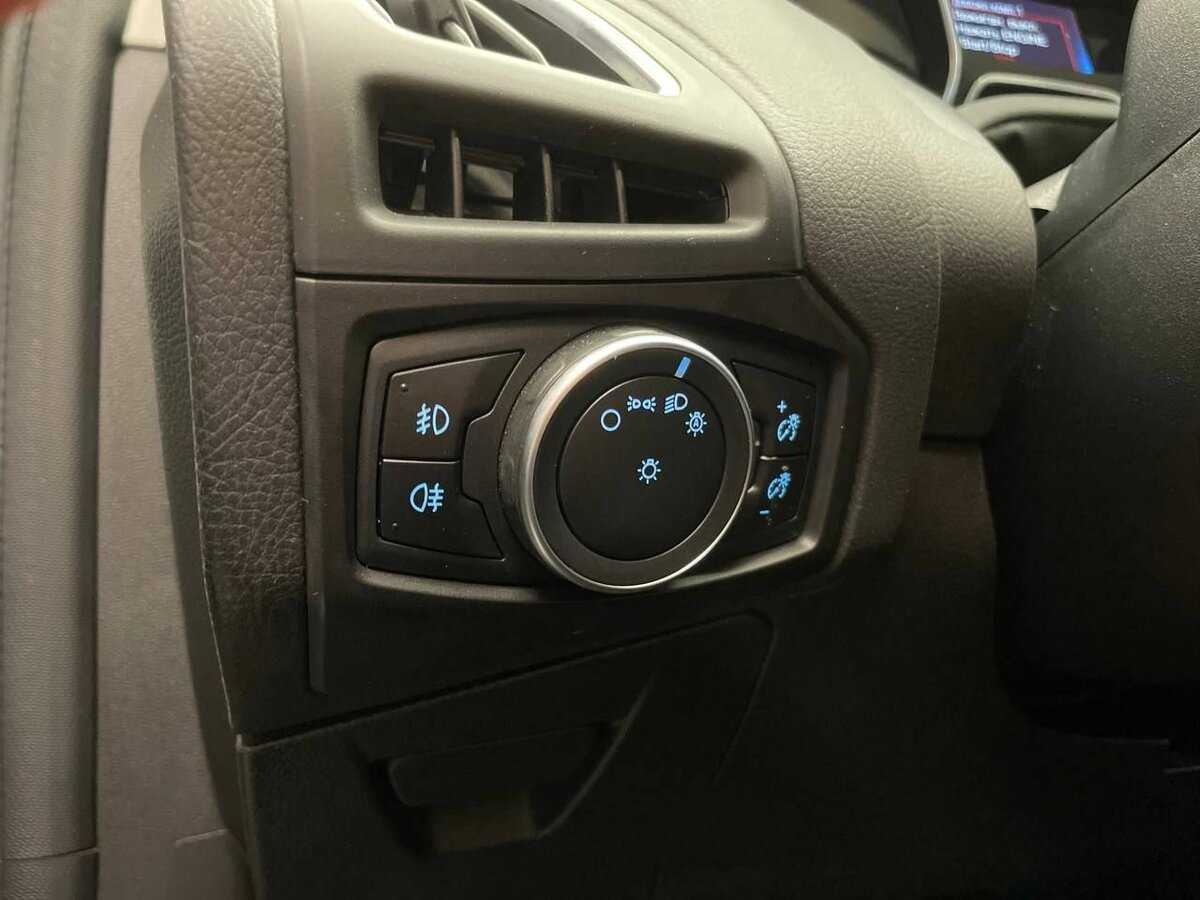 Ford Focus 2019 года с пробегом. Фото: #13