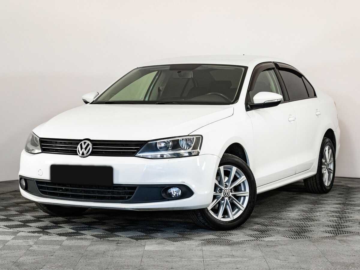 Volkswagen Jetta 2012 года с пробегом. Посмотреть фото