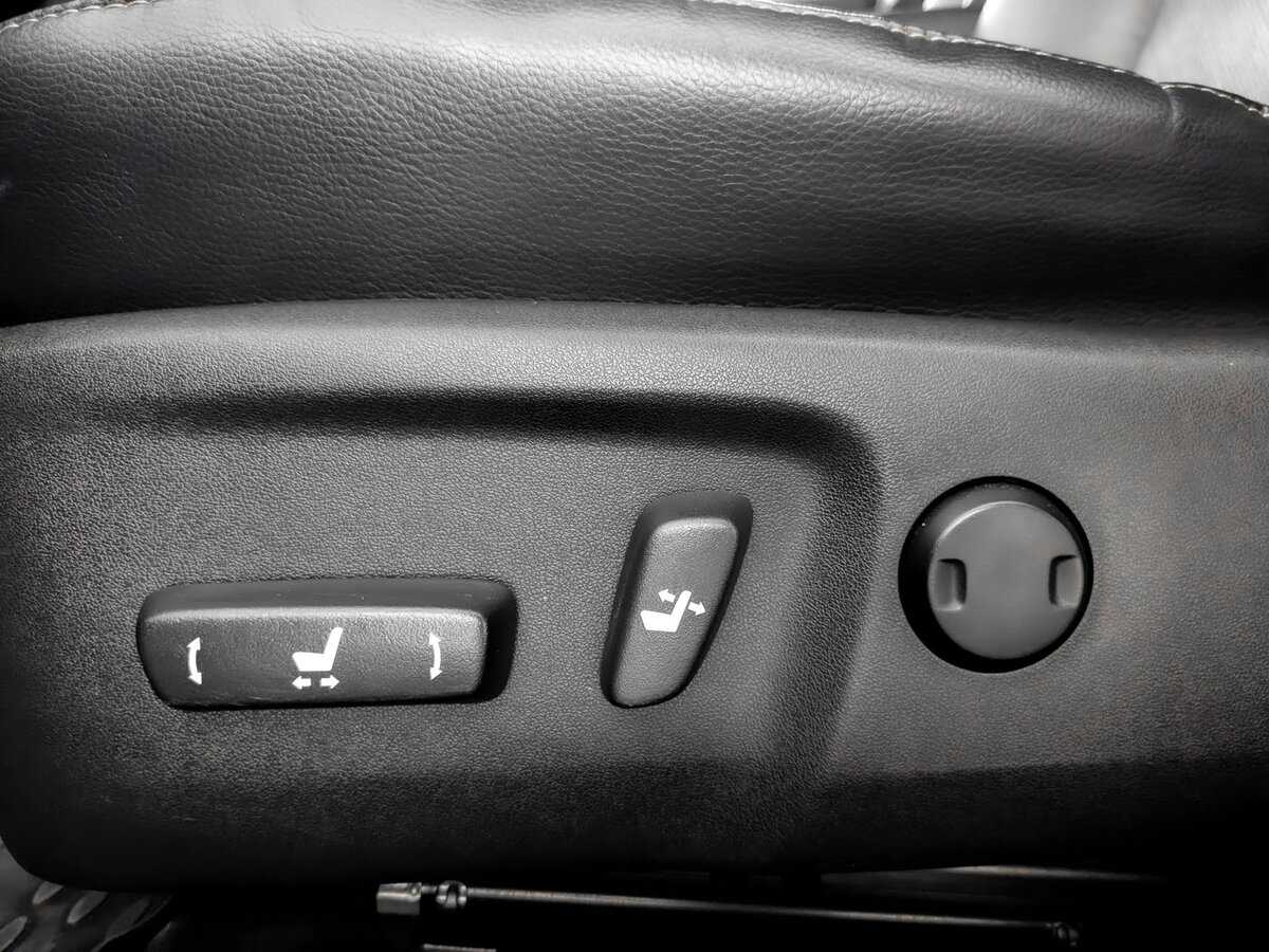 Toyota Camry 2016 года с пробегом. Фото: #16