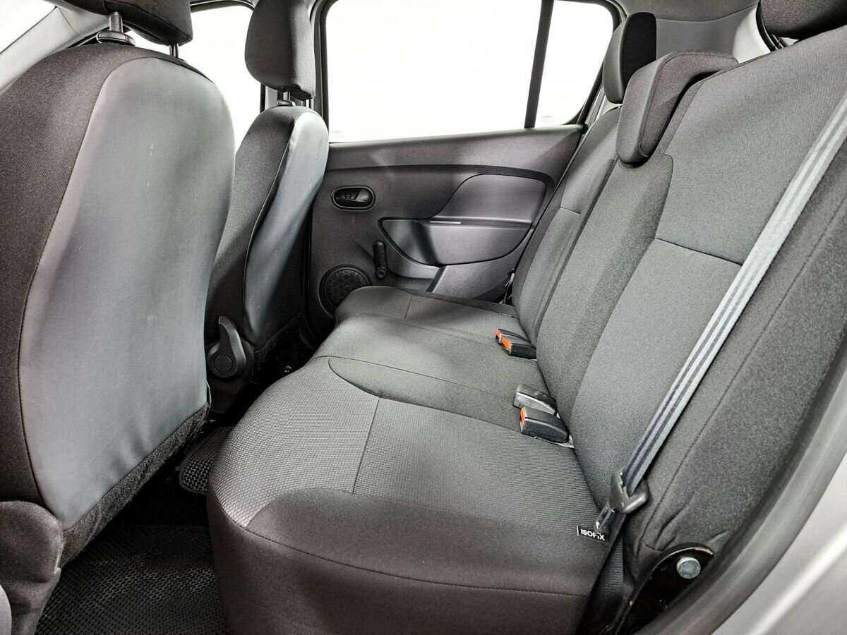 Renault Sandero 2015 года с пробегом. Фото: #9