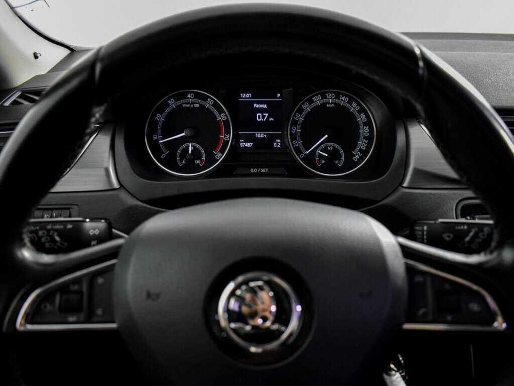 Skoda Rapid 2017 года с пробегом. Фото: #15