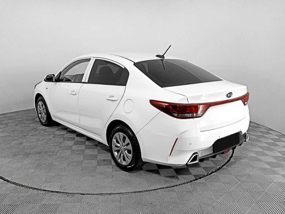 Kia Rio 2021 года с пробегом. Фото: #6