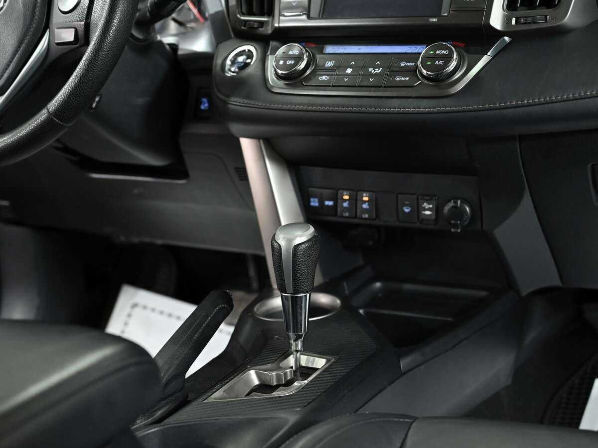 Toyota RAV4 2013 года с пробегом. Фото: #10