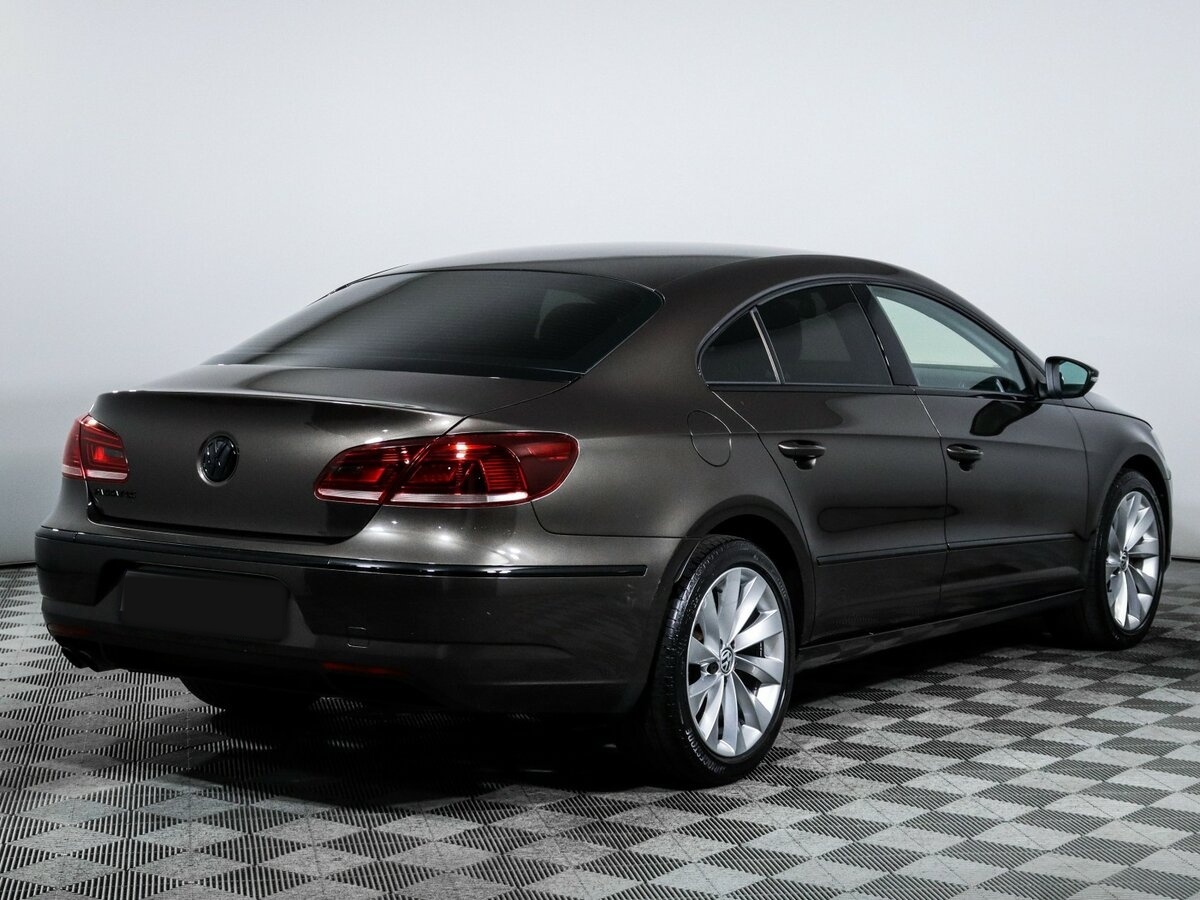 Volkswagen Passat CC 2013 года с пробегом. Фото: #3