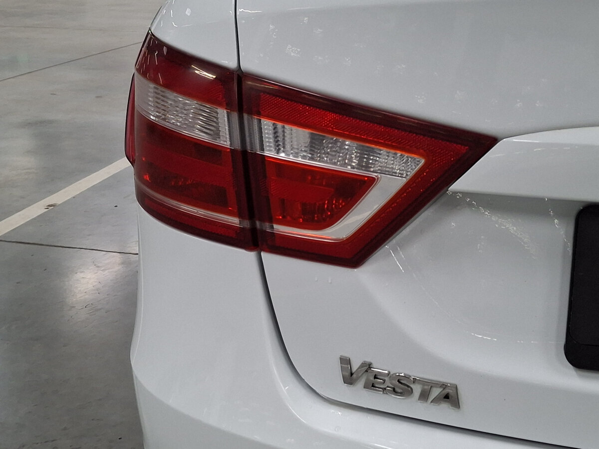 Lada (ВАЗ) Vesta 2017 года с пробегом. Фото: #8