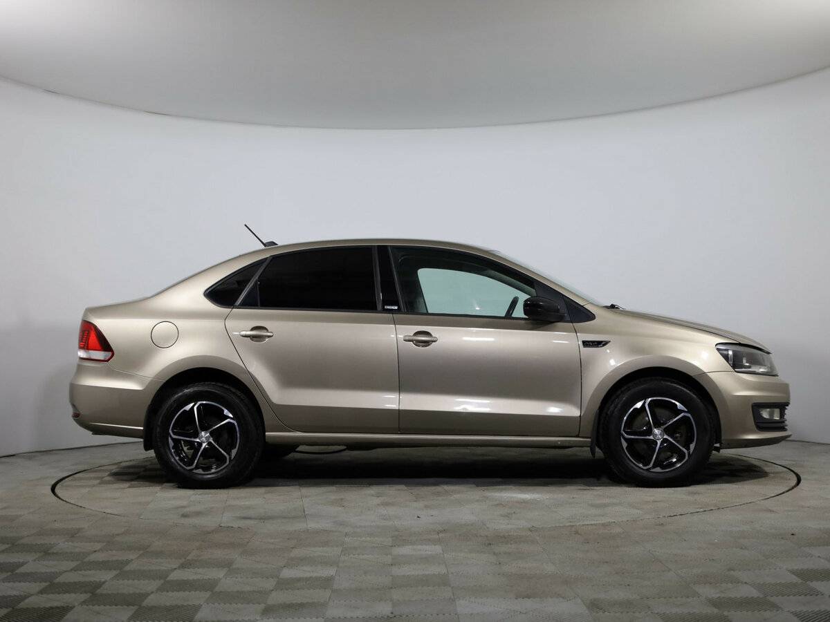 Volkswagen Polo 2017 года с пробегом. Фото: #4