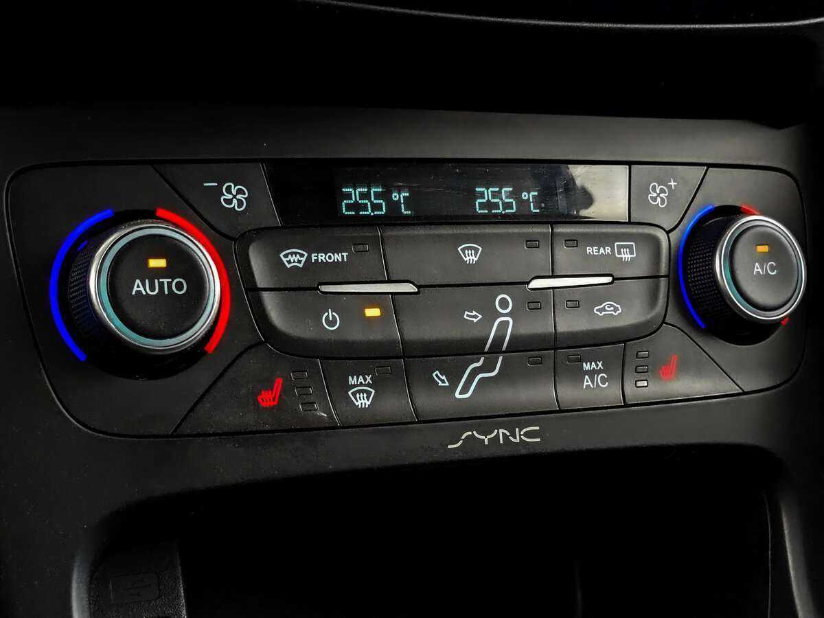 Ford Focus 2015 года с пробегом. Фото: #20