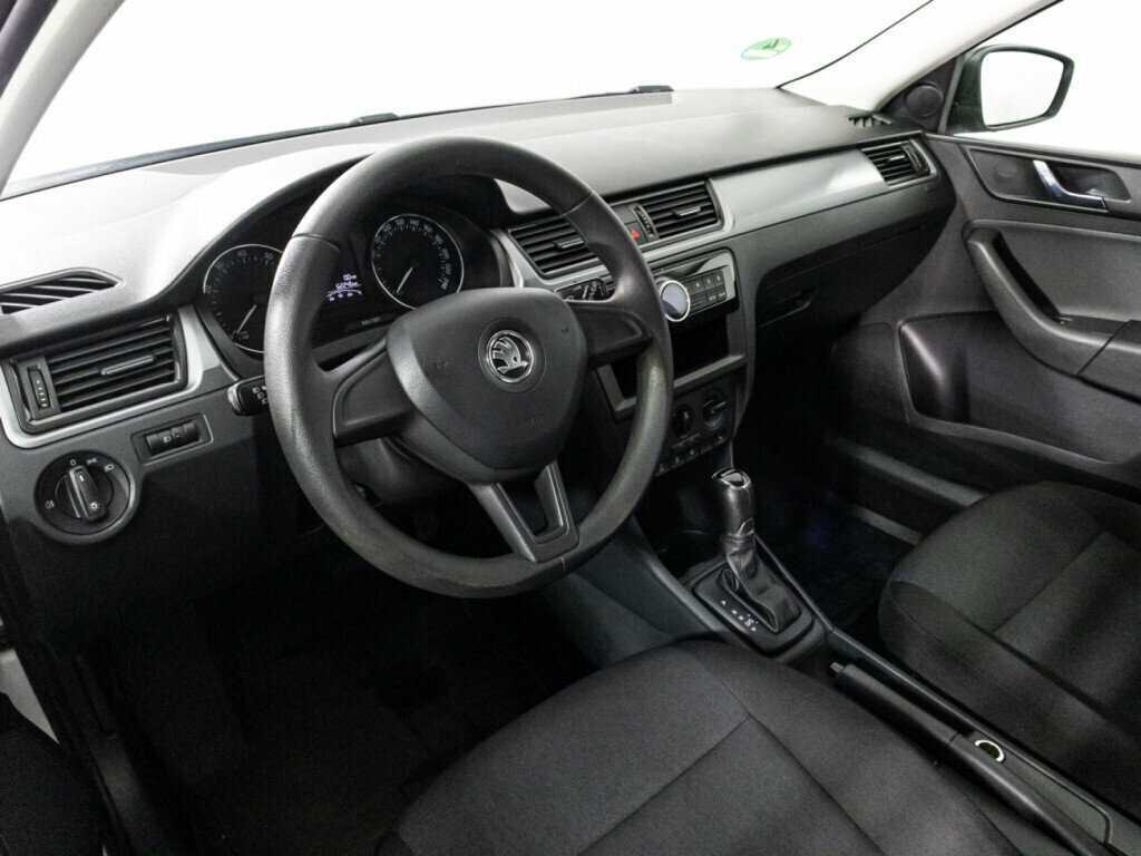 Skoda Rapid 2017 года с пробегом. Фото: #10