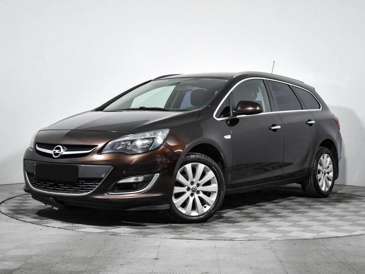 Opel Astra 2013 года с пробегом. Фото: #0