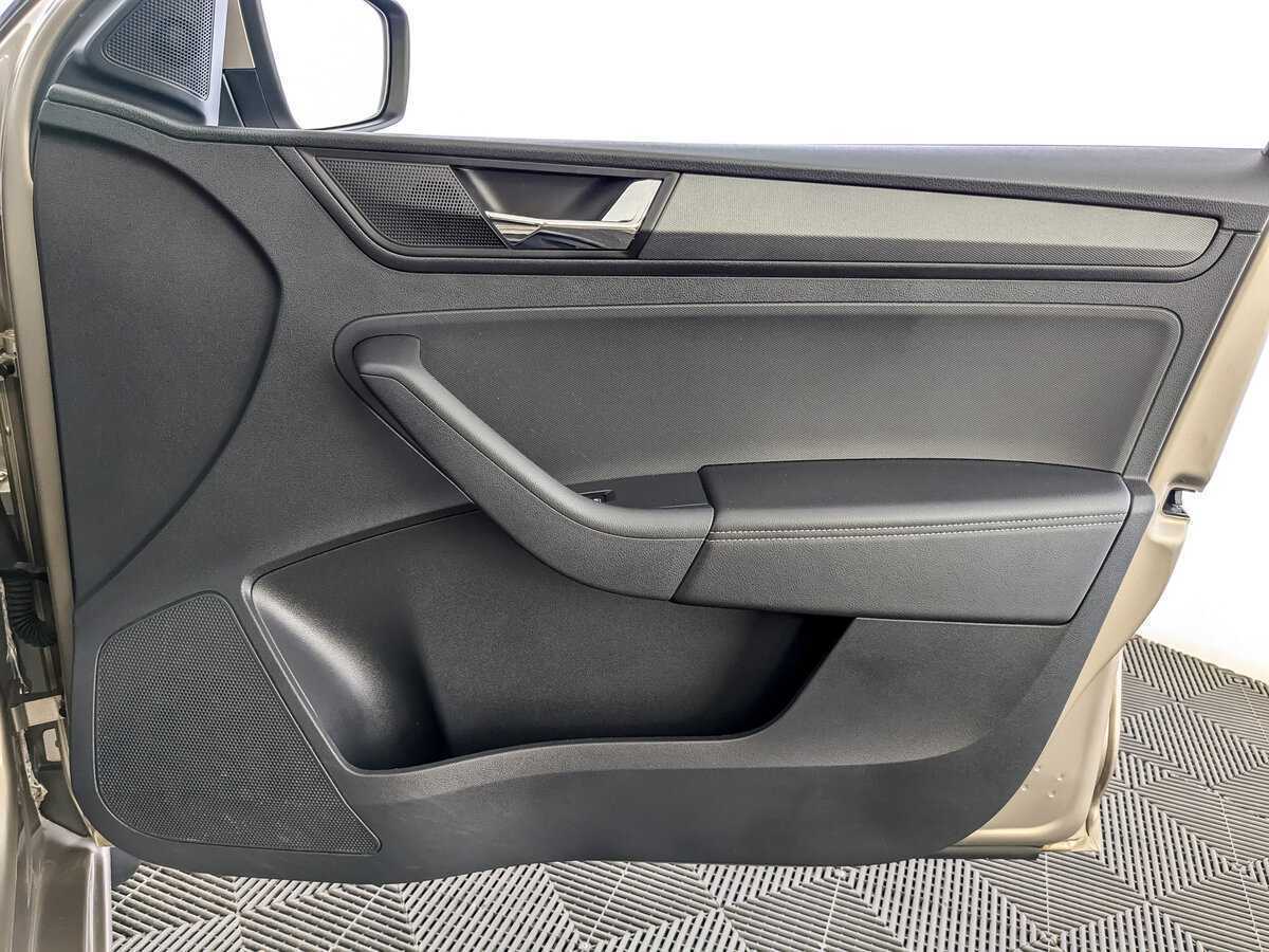 Skoda Rapid 2020 года с пробегом. Фото: #18