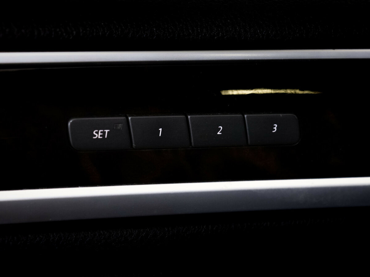 Volkswagen Touareg 2012 года с пробегом. Фото: #16