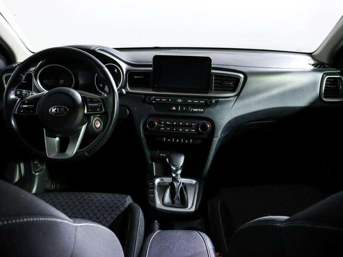 Kia Ceed 2018 года с пробегом. Фото: #9