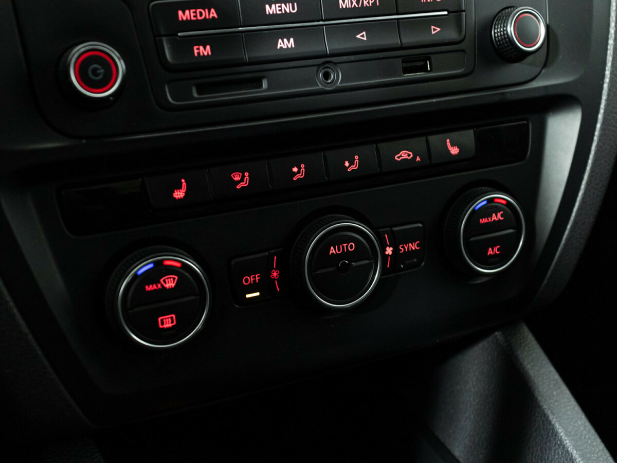 Volkswagen Jetta 2016 года с пробегом. Фото: #14