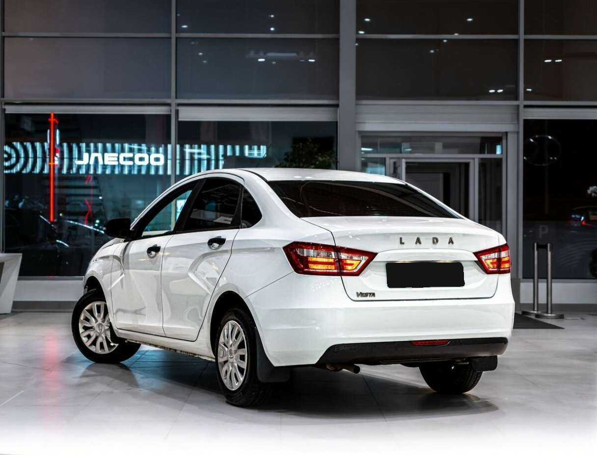 Lada (ВАЗ) Vesta 2021 года с пробегом. Фото: #3