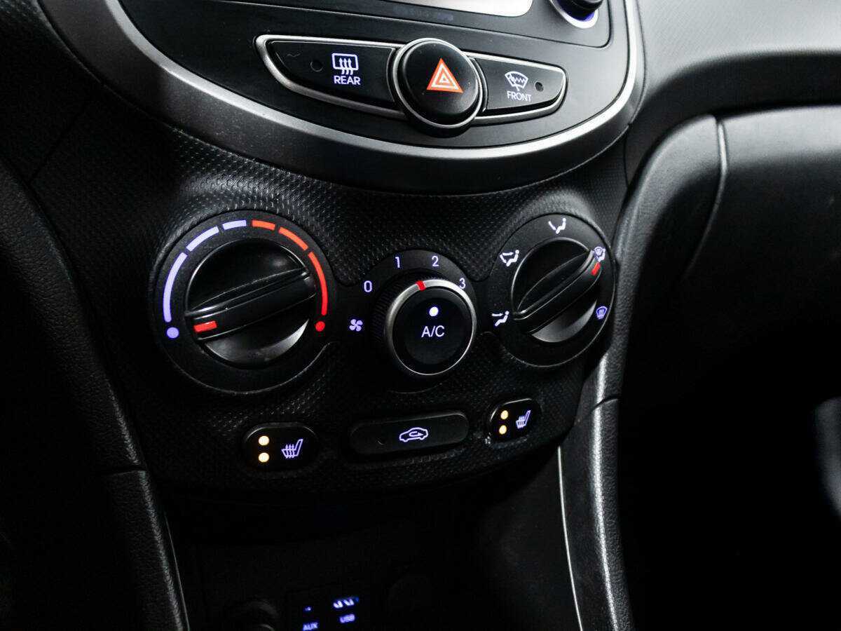 Hyundai Solaris 2015 года с пробегом. Фото: #14