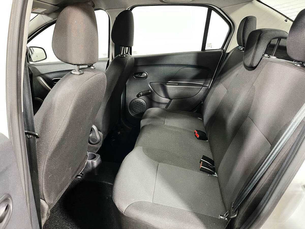 Renault Logan 2019 года с пробегом. Фото: #5