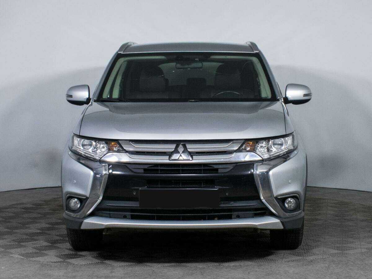 Mitsubishi Outlander 2017 года с пробегом. Фото: #1